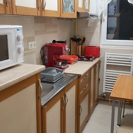 Relax Apartament Apartment Сату Маре Екстериор снимка