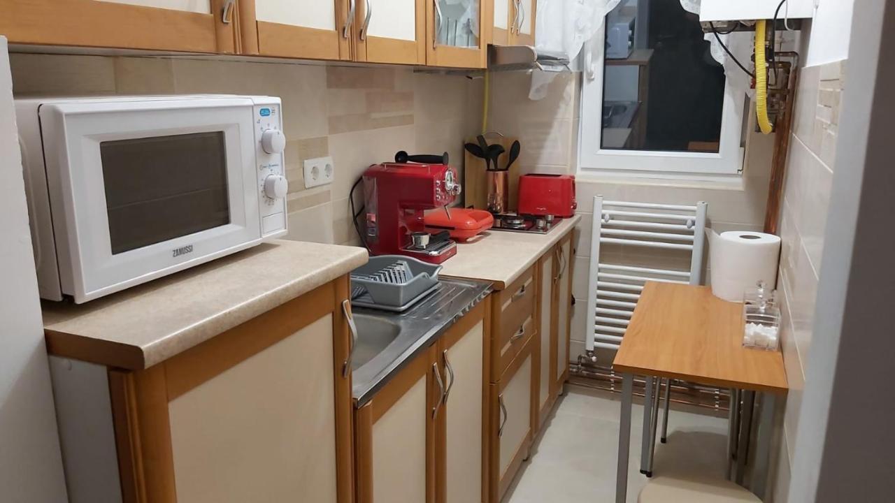 Relax Apartament Apartment Сату Маре Екстериор снимка